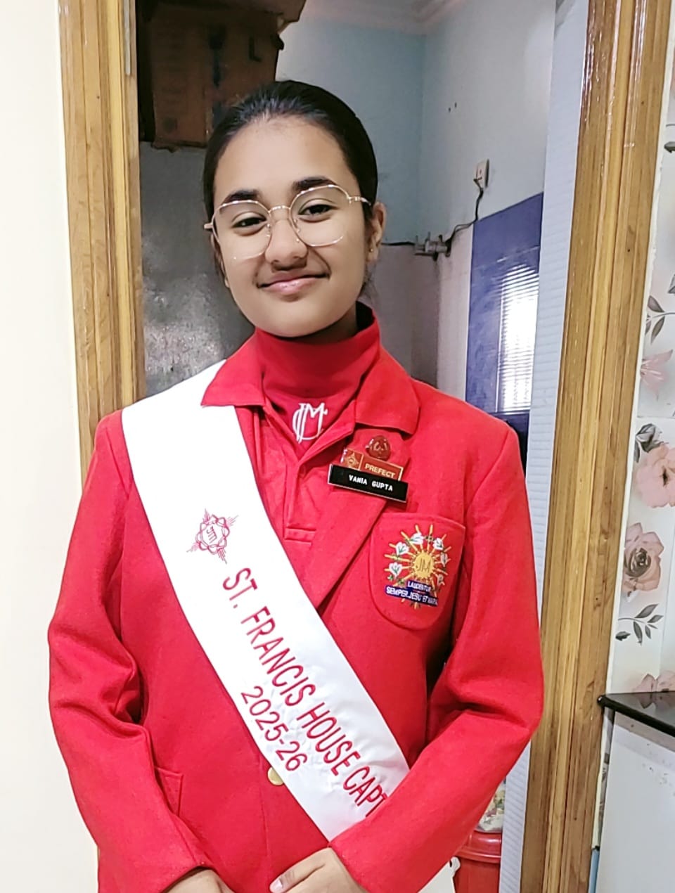 वानिया गुप्ता ने बारहवीं कक्षा (आईएससी बोर्ड) में 97 प्रतिशत अंक प्राप्त किए